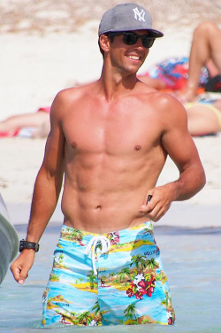 shirtlessmalecelebs:  Fernando Verdasco