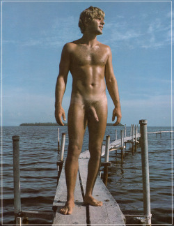 gonakedmagazine:  GoNaked Magazine - the digital magazine for male nudists! Over 50K  readers worldwide. Real nudists, real men, Reviews, Interviews, Photos, Travel, Reader Gallery and much more.  Download/buy an issue? http://goo.gl/zSg1VC . Free, donati