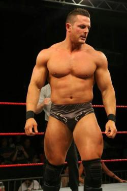 skyjane85:  Jessie Godderz (found on facebook…credit goes to