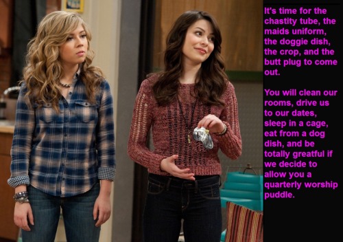 Miranda Cosgrove and Jennette Mccurdy