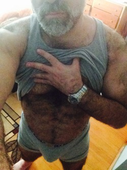 fatherlust:  “You say you like how hairy I am, son? Well, go