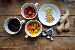 autumnj0y:  Elderberry Calendula Cold and Flu Elixir 