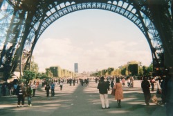inhal:  Recently went to Paris and it was amazing / ig: nicolefletcher