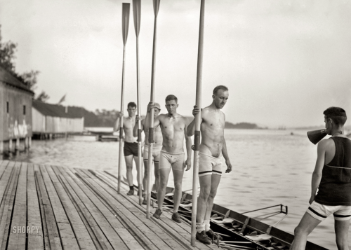 newloverofbeauty:  George Grantham Bain:  Yale Varsity Four