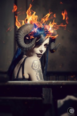 inblackphoto:  devil’s charm modella: riae suicide