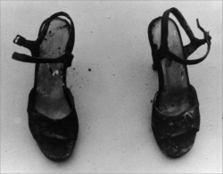 infinity–land:A pair of shoes found at one of serial killer