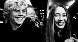 hotcouplesmakingloves:  happy couple
