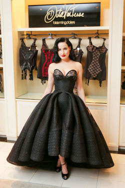 Dita Von Teese