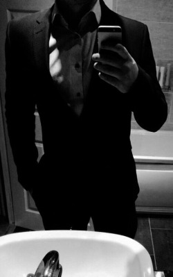 rugbylad24:  Suit game on point