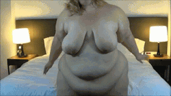 tmblr4lewdreasons:  roxxieyo:  When an innocent stripping video