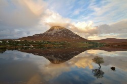 myirishhome:  Mount Errigal, Donegal, the Golden Hour.