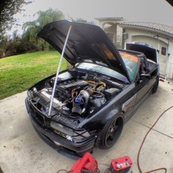 becauseracecar:  sr20 powered e36