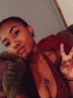vibewithaecha:  I have new jewelry in everywhere. And I chopped