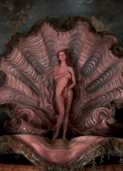 haruchonns:   Uma Thurman; from Terry Gilliam’s The Adventures