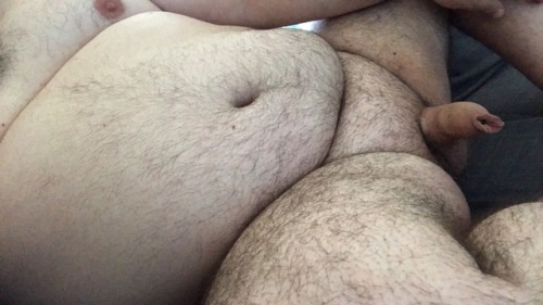 gltbears: zozze: Morning fun Wonderful shots sexy!   Hot chubby. 