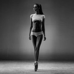 petercoulson: #model #dancer @aud_cat #missyou @hasselblad_official