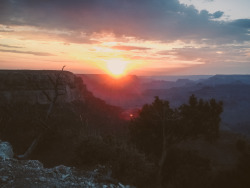 leahberman:  Some kind of nature, some kind of soul Grand Canyon, Arizona instagram 