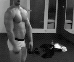 hyper-masculine:    ► HYPER-MASCULINE ♂ ◄ [page]♂ ♂♦