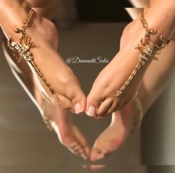 naughtyfeets:  