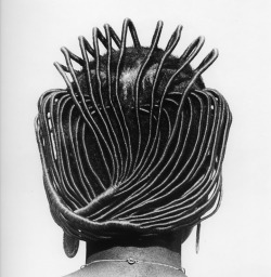 66lanvin:  flirtingwithutopia:  Hairstyles, Nigeria, by J.D.