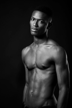 sean-clancy:  Hamid Onifade 