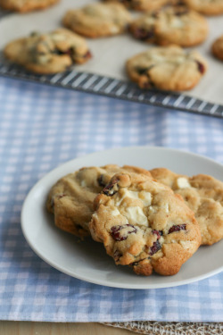 in-my-mouth:  Cranberry & White Chocolate Brown Butter Cookies