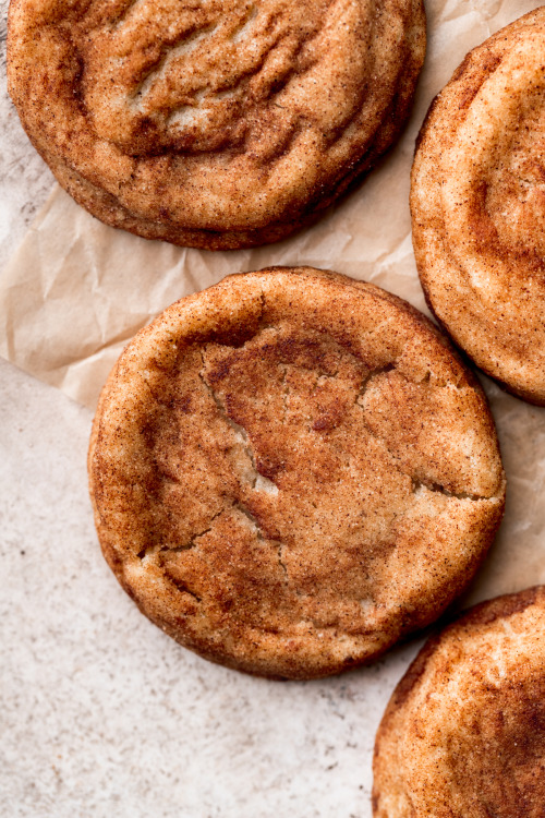 sweetoothgirl:    brown butter snickerdoodle cookies  