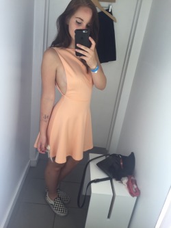 Submit your own changing room pictures now! Pretty dress via