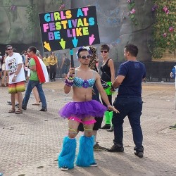 sixlesss:  This is by far the best outfit i’ve seen at #tomorrowworld