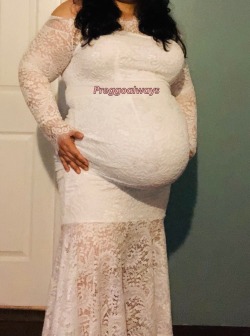 preggoalways:  Pictures of my last fitting for my wedding dress.
