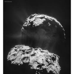 Comet 67P from Spacecraft Rosetta #nasa #apod #comet #67p #churyumov_gerasimenko