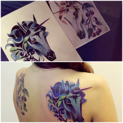 inkghost:  Beautiful work by Sasha Unisex!