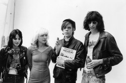 areyouexperienceed:Joan Jett of the Runaways, Debbie Harry of