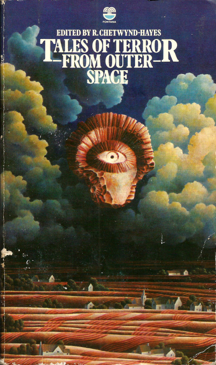 Tales of Terror From Outer Space, edited by R. Chetwynd-Hayes. (Fontana Books, 1975).