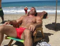 tattsandmuscle:  Nice view at the beach. 