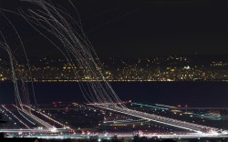  Long Exposure Shots of Airports  [via] 