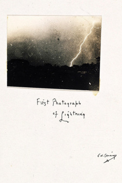 likeafieldmouse:  The first ever photographs of lightning shot