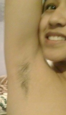 nyaz1d:  Blurry close-up. And late post. Did no shave November.
