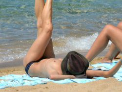 toplessbeachcelebs:  Vanessa Paradis (Actress/Model) sunbathing