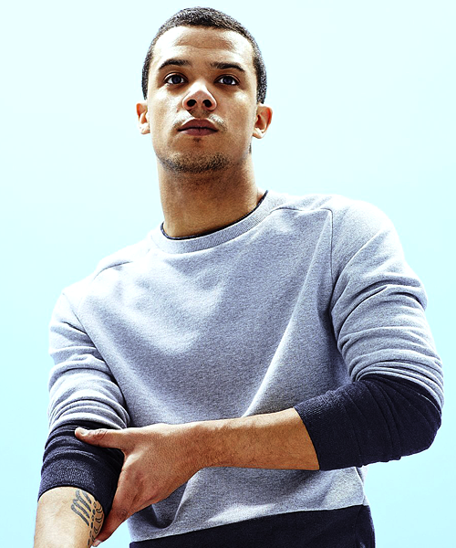 ramimalek:  Raleigh Ritchie for Esquire UK (2014)   who wants to find out if this cutie is really unsullied? 