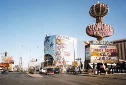 vintagelasvegas: Las Vegas Strip, October 1993 Westward Ho, Circus