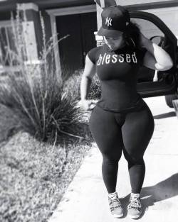 thickordie:  My My My…The Shirt Says it All…….#perfect