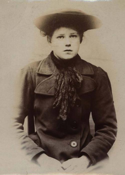 Dora Agnes Sanderson, 16, arrested for theft. 1906. Nudes &