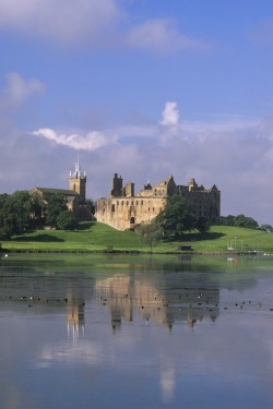 theimperialcourt:Linlithgow Palace, a residence of the Stewart