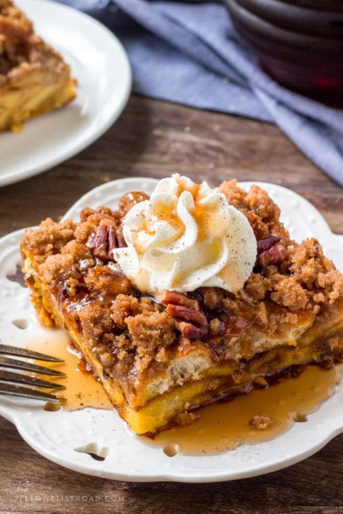 daily-deliciousness:  Pumpkin pie baked french toast