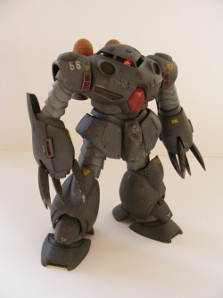 ani-plamo:  1/144 HGUC Z’Gok-E  (Brush painted)by   Twobad