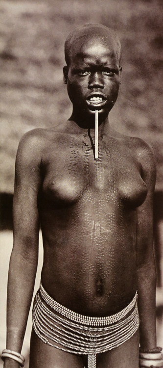 Kenyan girl, from African Visions: The Diary of an African Photographer, by Mirella Ricciardi.