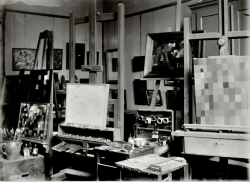 quincampoix:  Paul Klee’s studio at the Bauhaus, Weimar, 1925