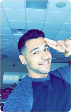 onyxpeacock:  New haircut salute