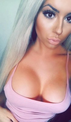 philknowsbest:  Check out Busty blonde Khloe Kobain live now on MyFreeCams
